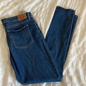 Levi’s 311 shaping skinny jeans